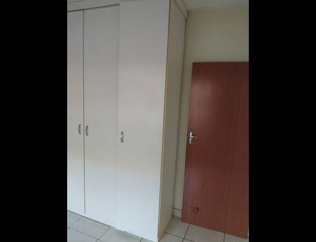 2 BEDROOM APARTMENT FOR SALE IN RUSTENBURG CENTRAL